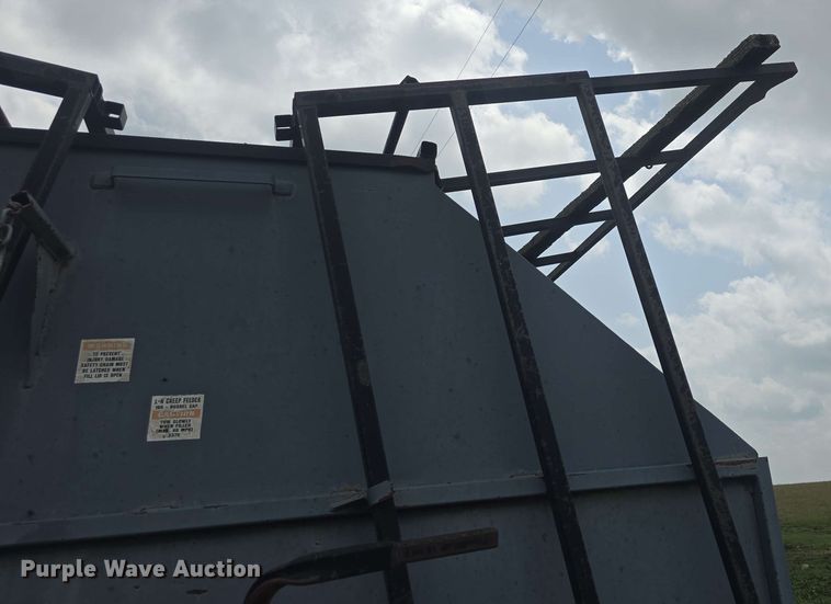 image for item EK5196 (2) L-H creep feeders