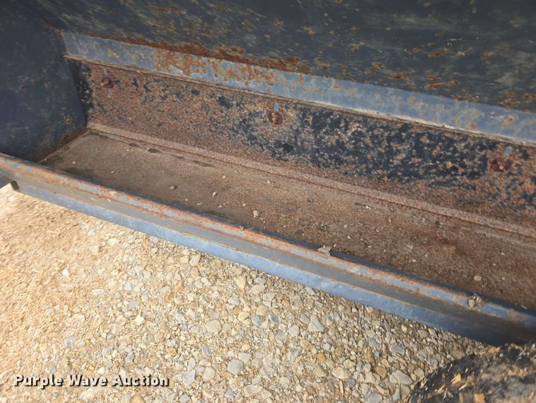 image for item EK5196 (2) L-H creep feeders