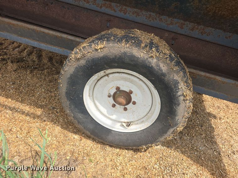 image for item EK5196 (2) L-H creep feeders