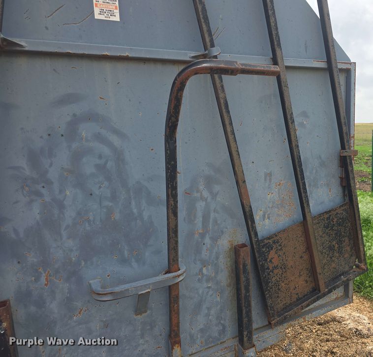 image for item EK5197 (2) L-H creep feeders