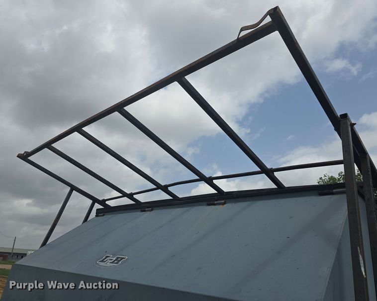 image for item EK5197 (2) L-H creep feeders