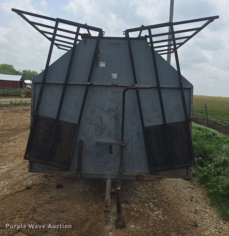 image for item EK5197 (2) L-H creep feeders