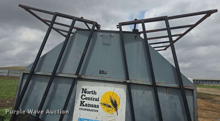 image for item EK5197 (2) L-H creep feeders