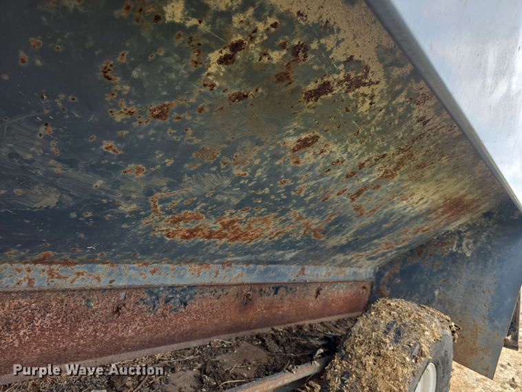 image for item EK5197 (2) L-H creep feeders