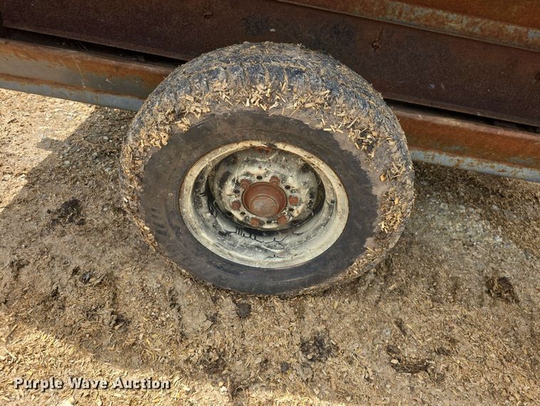 image for item EK5197 (2) L-H creep feeders