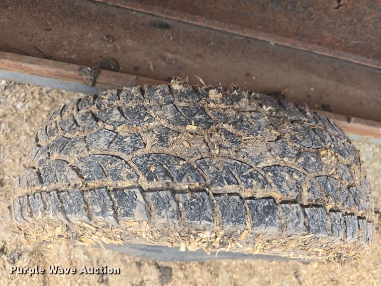 image for item EK5197 (2) L-H creep feeders