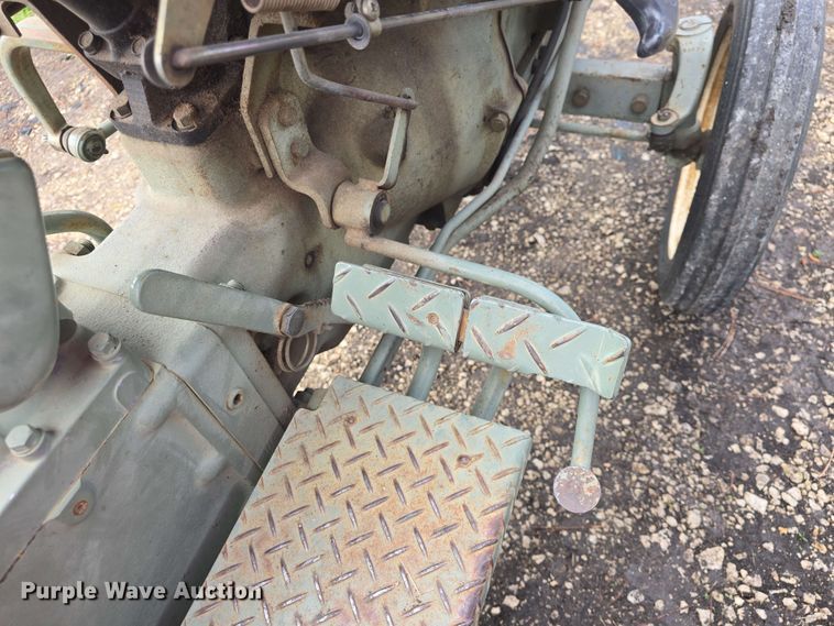 image for item EK5220 Yanmar YM2210 tractor