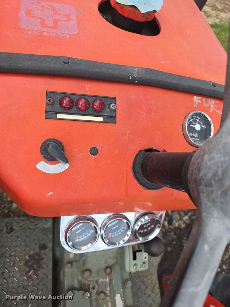 image for item EK5220 Yanmar YM2210 tractor