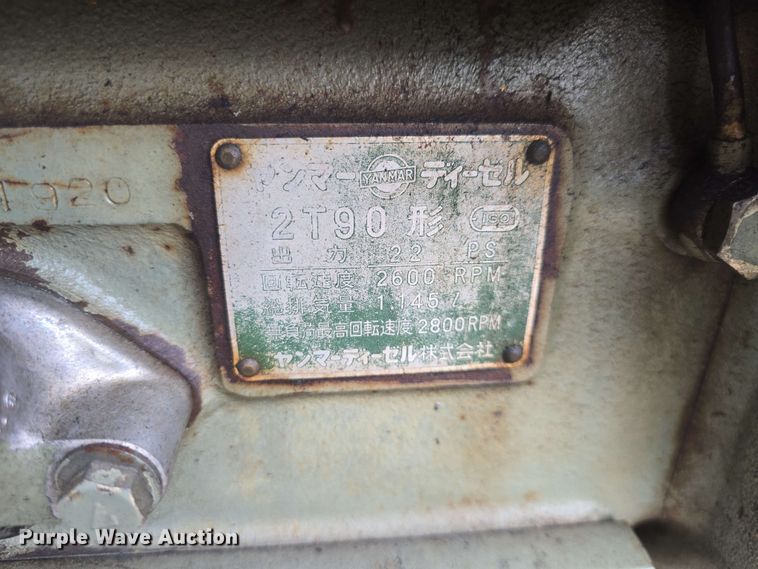 image for item EK5220 Yanmar YM2210 tractor