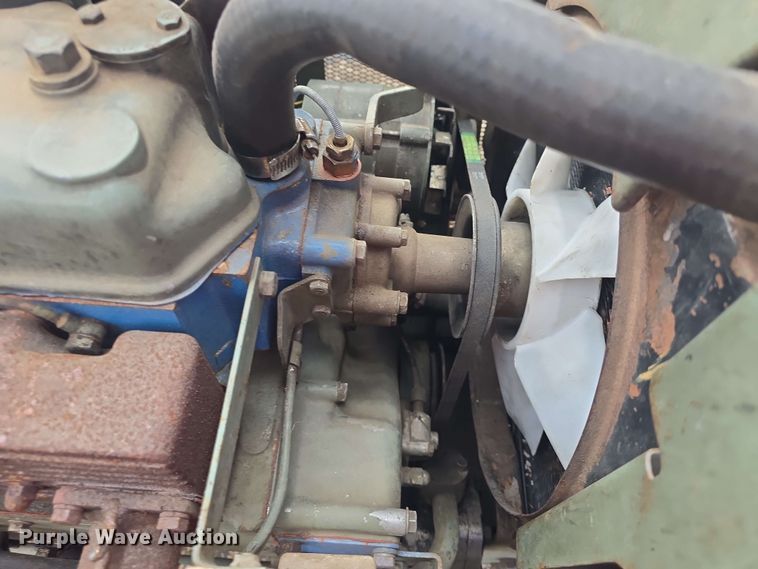 image for item EK5220 Yanmar YM2210 tractor