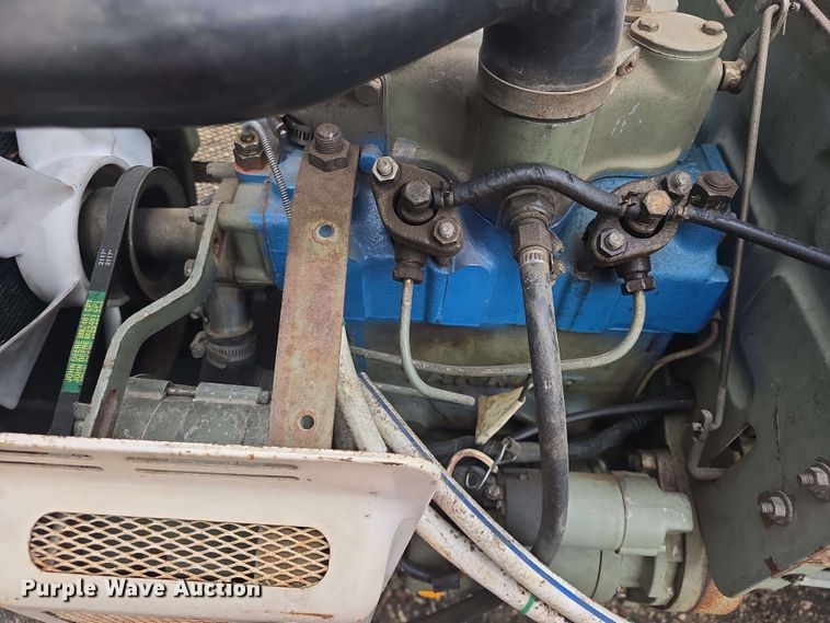 image for item EK5220 Yanmar YM2210 tractor