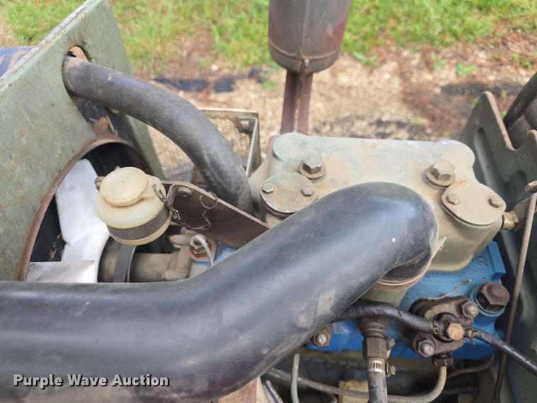 image for item EK5220 Yanmar YM2210 tractor