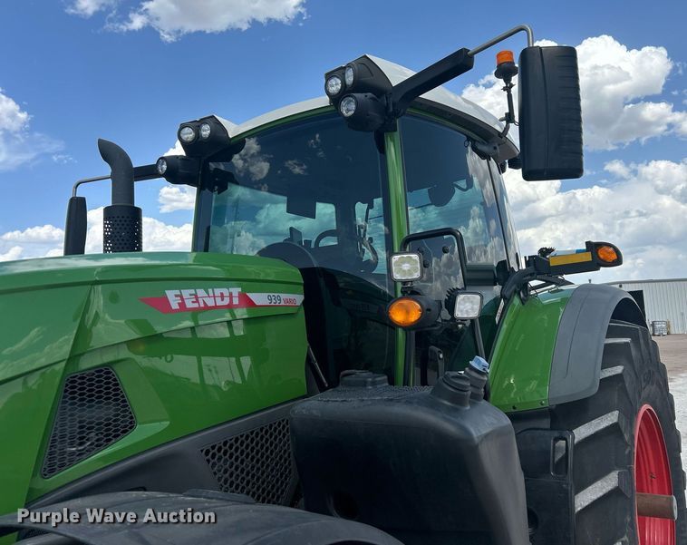 image for item EL2007 2023 Fendt 939 Vario MFWD tractor