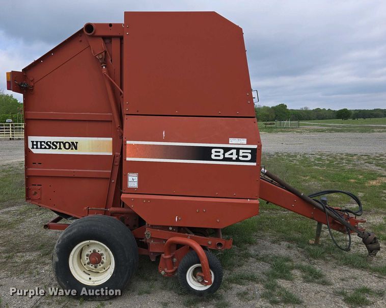 image for item EL2008 Hesston 845 round baler