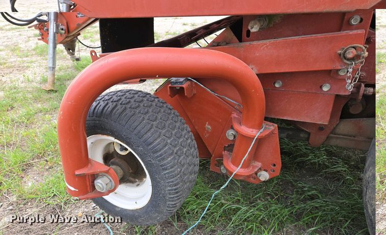 image for item EL2008 Hesston 845 round baler