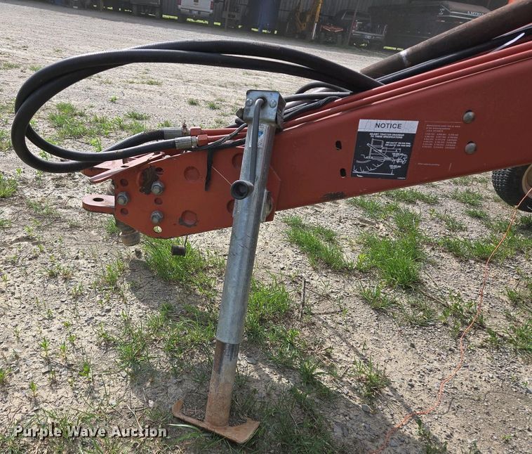 image for item EL2008 Hesston 845 round baler