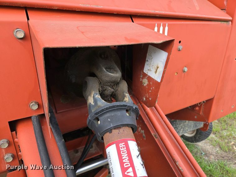 image for item EL2008 Hesston 845 round baler
