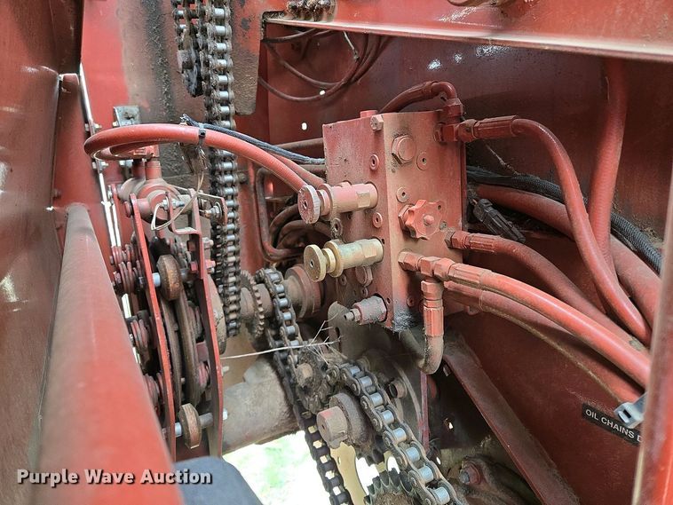 image for item EL2008 Hesston 845 round baler