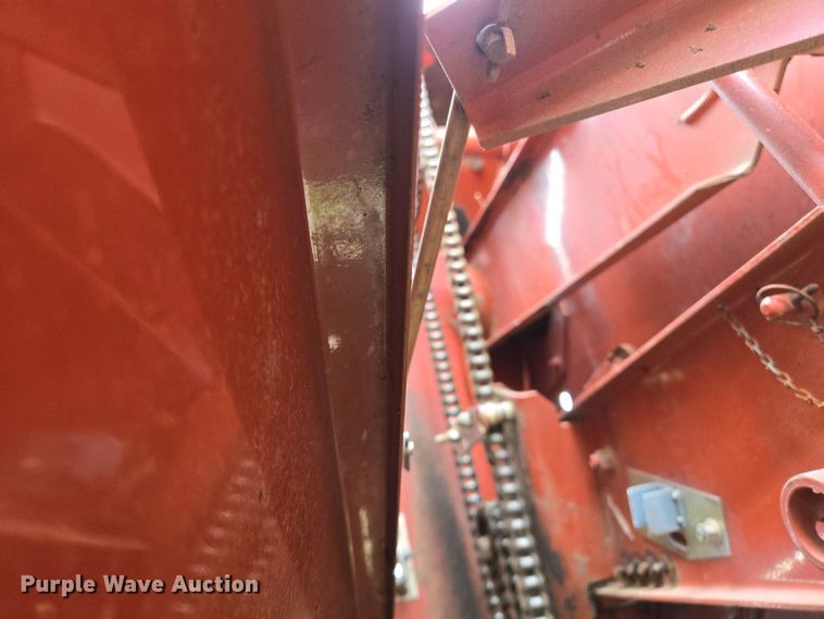 image for item EL2008 Hesston 845 round baler