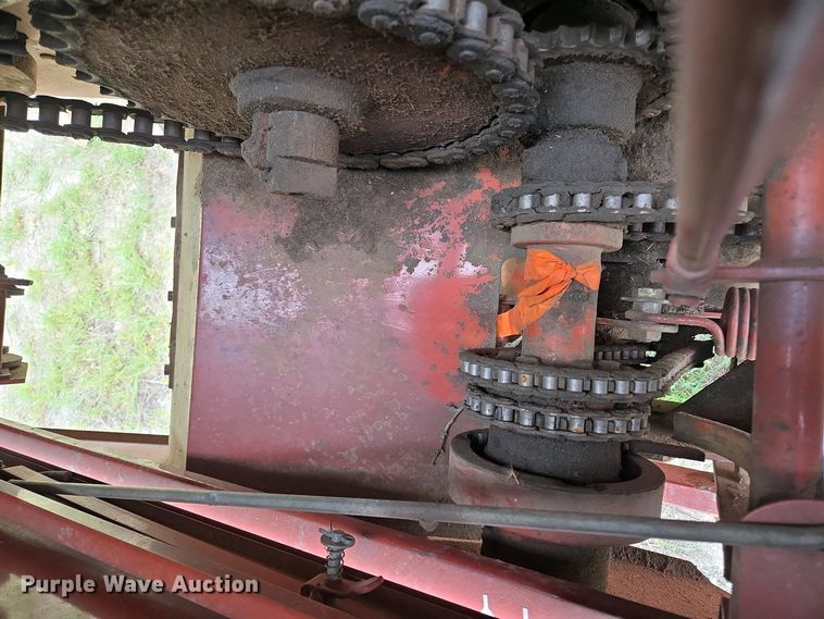 image for item EL2008 Hesston 845 round baler