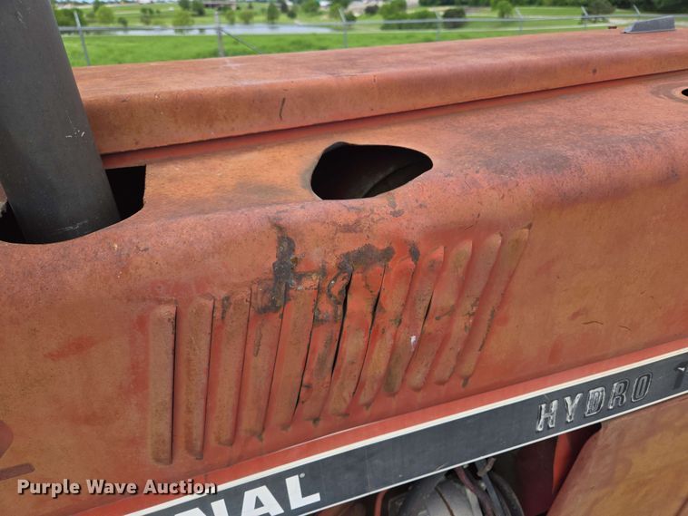 image for item EL2057 1980 International Harvester Hydro 186 tractor