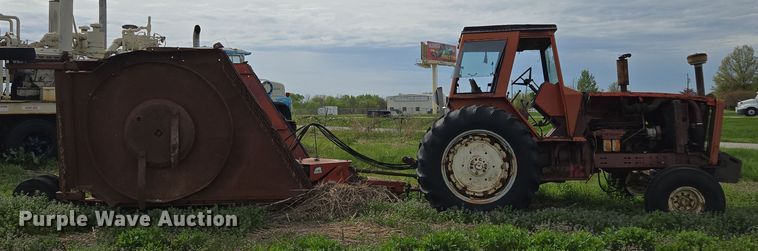 image for item EM7161 1974 Allis-Chalmers 7040 tractor