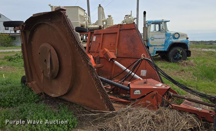 image for item EM7161 1974 Allis-Chalmers 7040 tractor