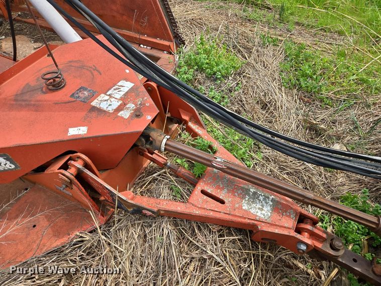 image for item EM7161 1974 Allis-Chalmers 7040 tractor