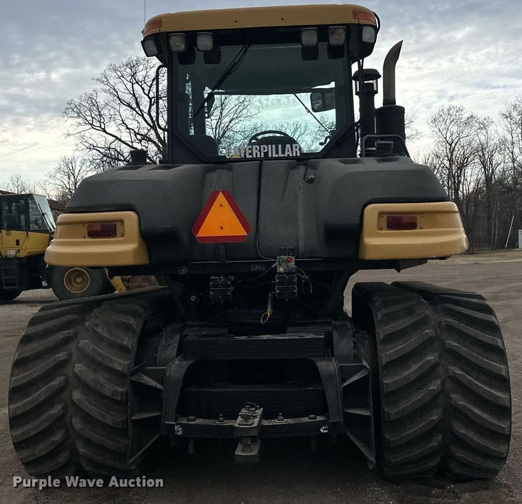 image for item EN3029 1998 Caterpillar Challenger 75E tractor