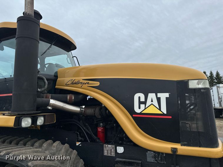 image for item EN3029 1998 Caterpillar Challenger 75E tractor