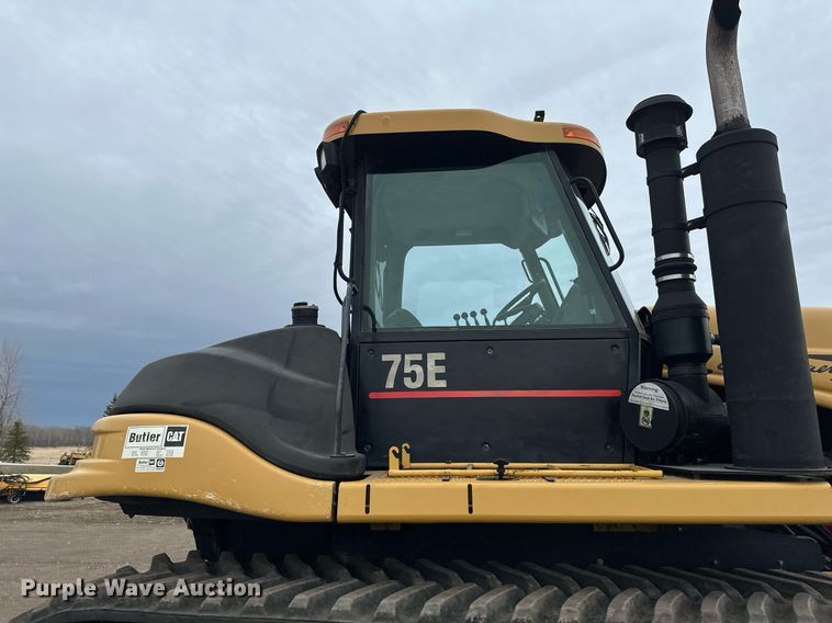 image for item EN3029 1998 Caterpillar Challenger 75E tractor