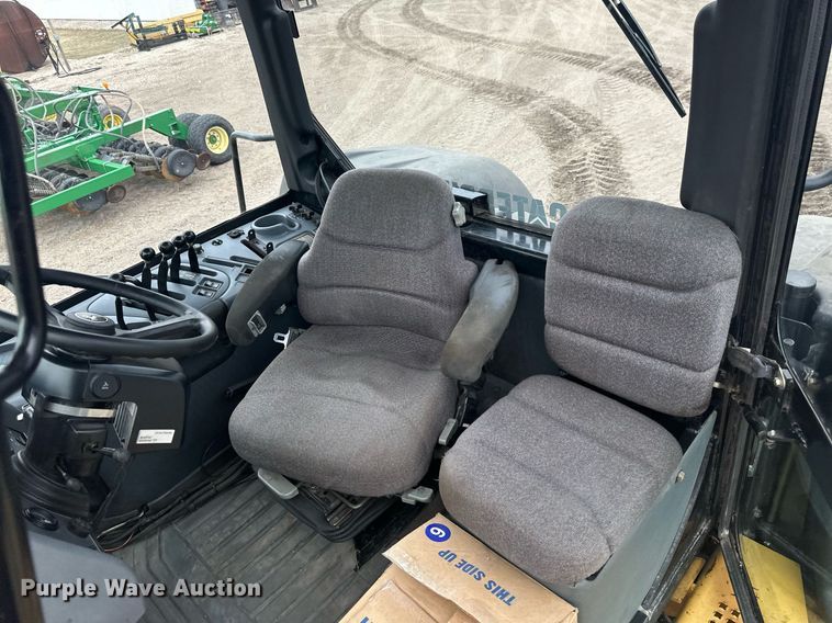 image for item EN3029 1998 Caterpillar Challenger 75E tractor