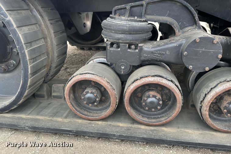 image for item EN3029 1998 Caterpillar Challenger 75E tractor