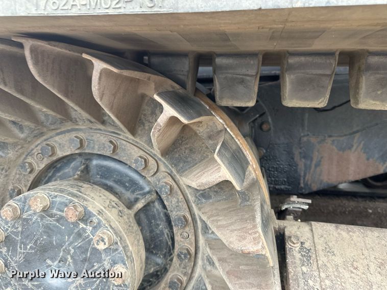 image for item EN3029 1998 Caterpillar Challenger 75E tractor