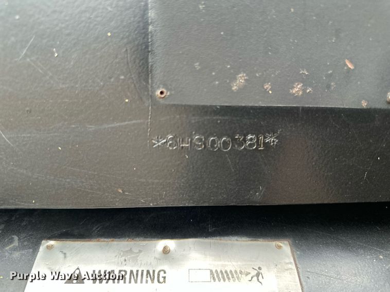 image for item EN3029 1998 Caterpillar Challenger 75E tractor