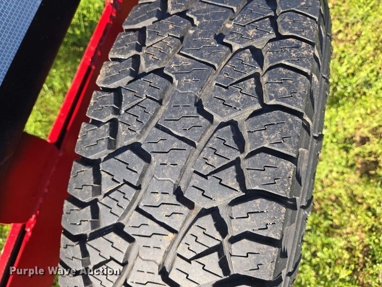 image for item EN8967 Hay bale trailer