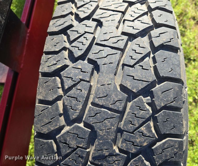 image for item EN8967 Hay bale trailer