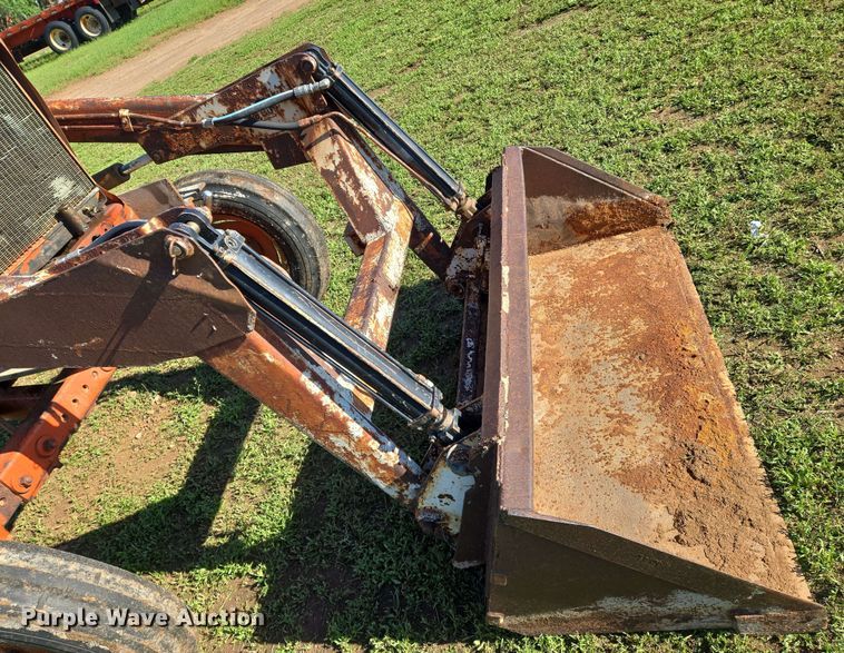 image for item EN8969 Allis Chalmers D17 tractor