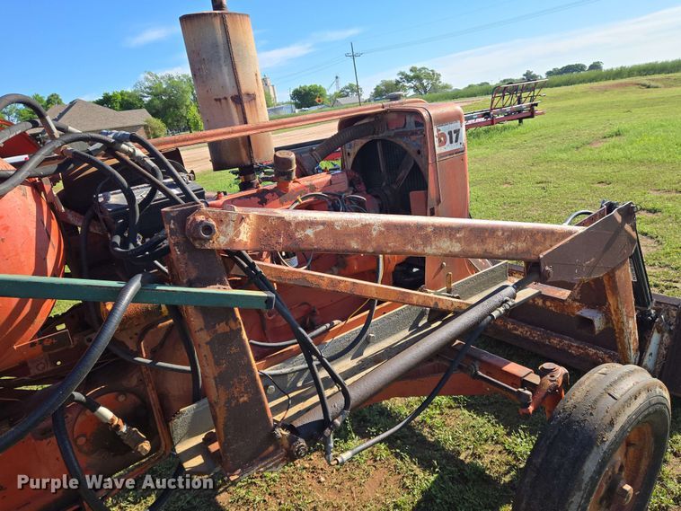 image for item EN8969 Allis Chalmers D17 tractor