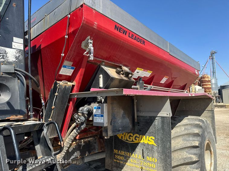 image for item EQ1197 Miller Atlas 3654 spreader