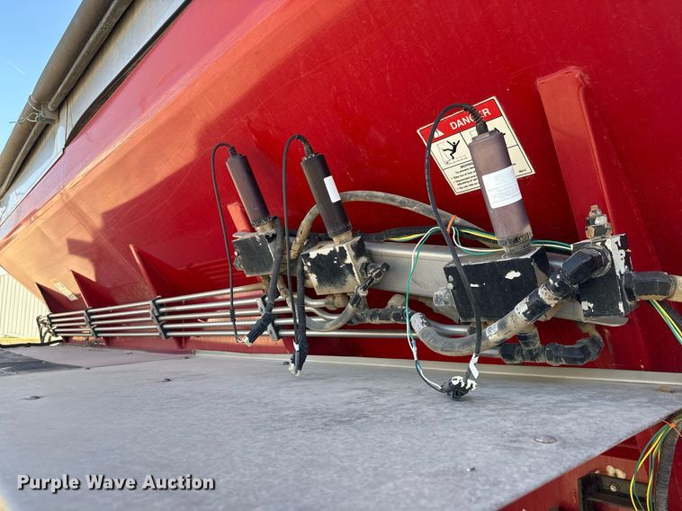 image for item EQ1197 Miller Atlas 3654 spreader