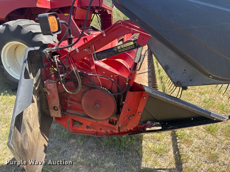 image for item EQ1404 1981 International Harvester 1480 combine