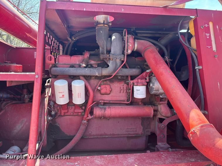 image for item EQ1404 1981 International Harvester 1480 combine