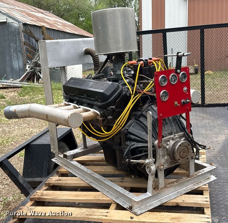 image for item EQ1410 GM 454 irrigation pump