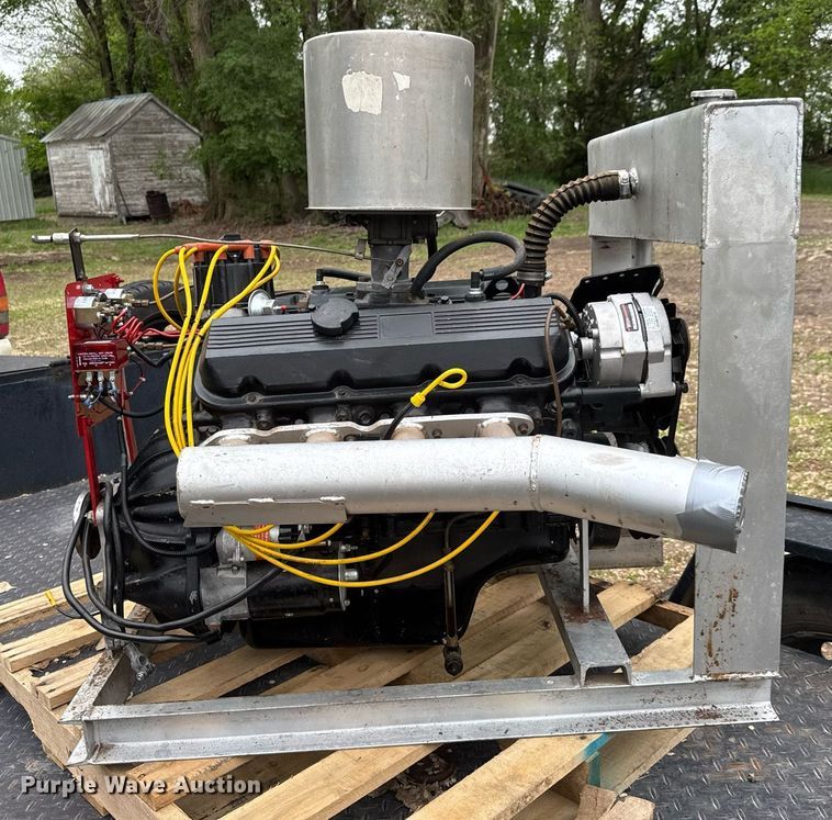 image for item EQ1410 GM 454 irrigation pump