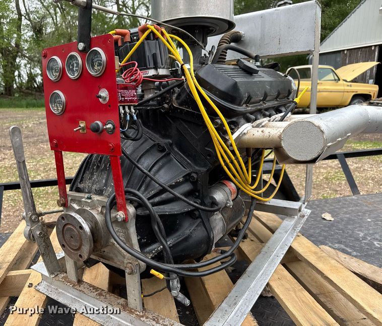 image for item EQ1410 GM 454 irrigation pump