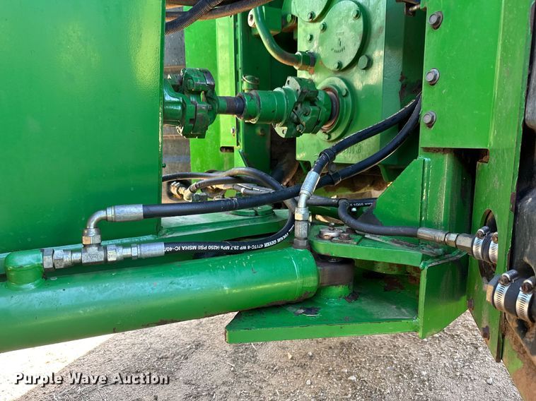 image for item EQ1434 1995 John Deere 8770 4WD tractor