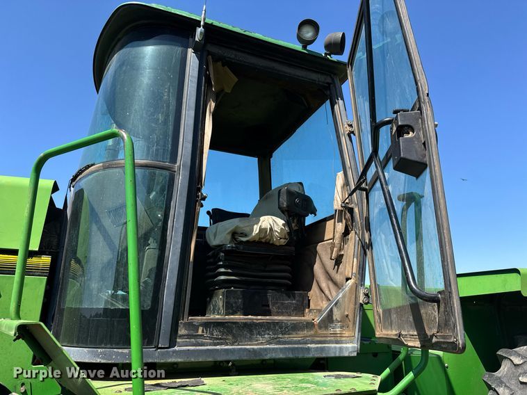 image for item EQ1434 1995 John Deere 8770 4WD tractor