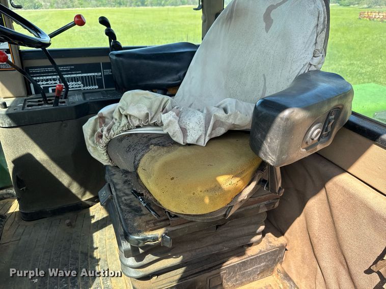 image for item EQ1434 1995 John Deere 8770 4WD tractor