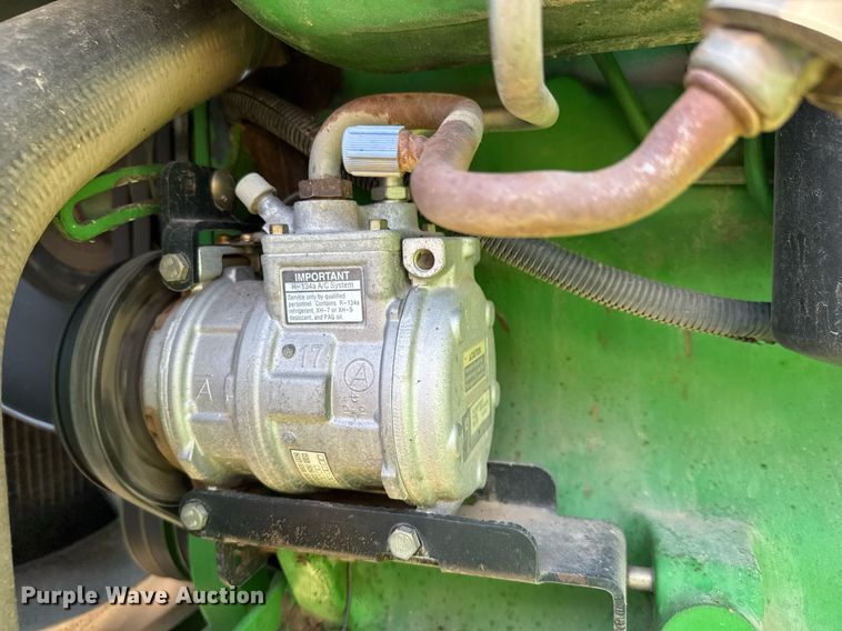 image for item EQ1434 1995 John Deere 8770 4WD tractor